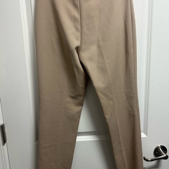 Akris Punto Beige Ankle Pants - Picture 4 of 9